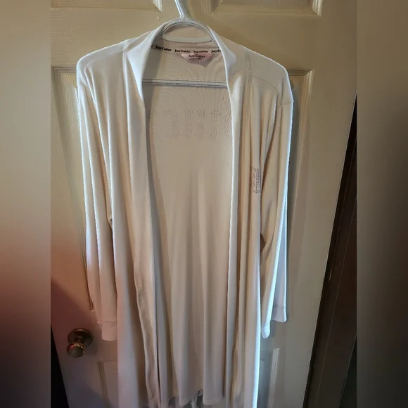 White Juicy Robe - Picture 3 of 4